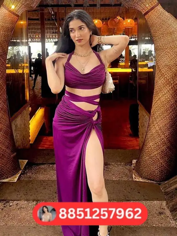 24/7 escort service in NCR